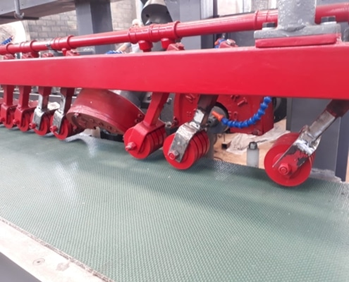 Máquina de corte 45 graus automatica (4)